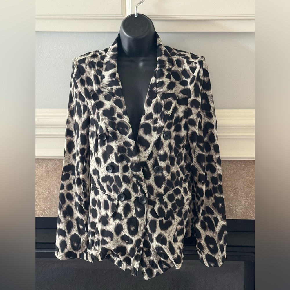 Women’s super light blazer